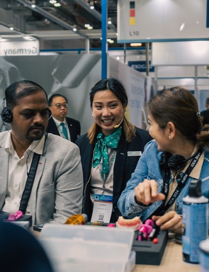 53664493330 54F5b4f60c B (1)